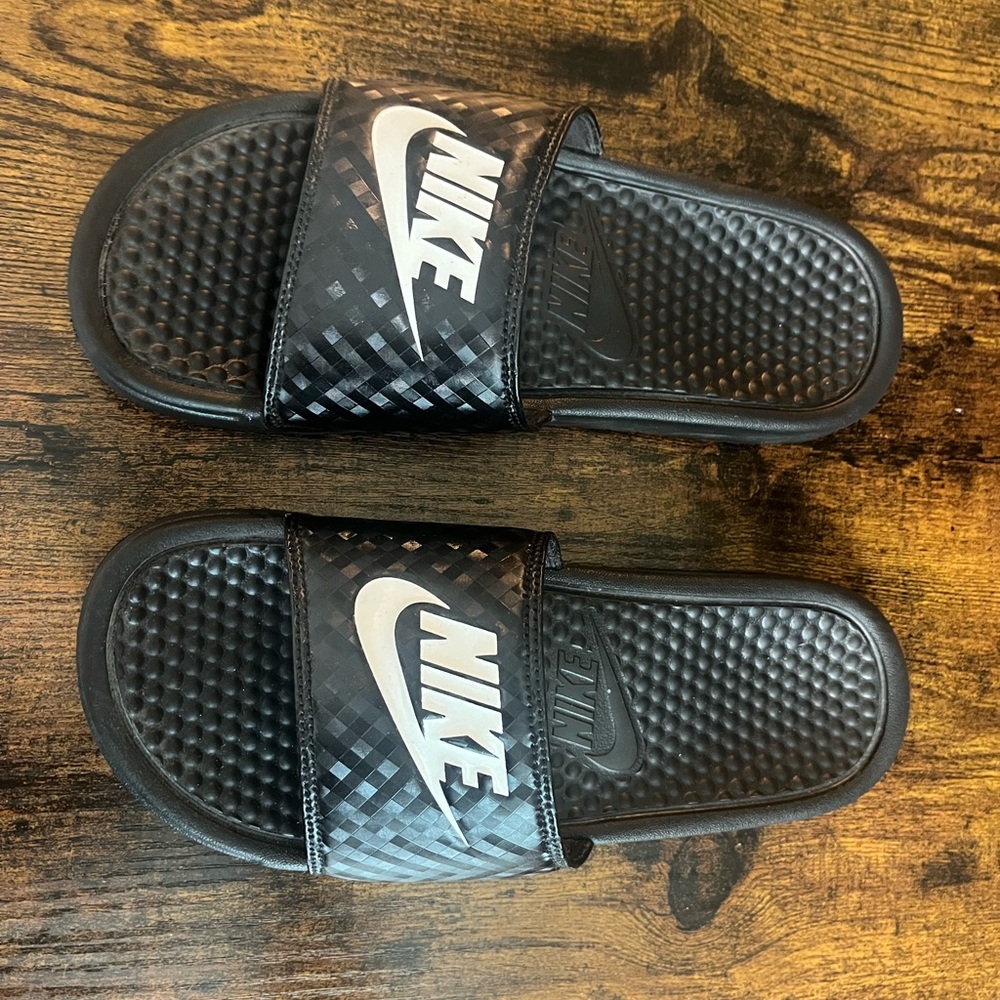 Nike Black and White Slide Sandals unisex